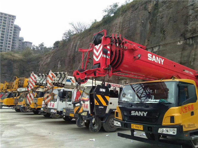 石峰区吊车出租按什么计费？台班费、单次费、里程费怎么算？